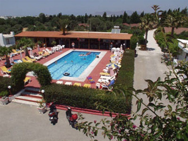 Sandys Studios Apartments And Log Villas Psalidi  Zewnętrze zdjęcie