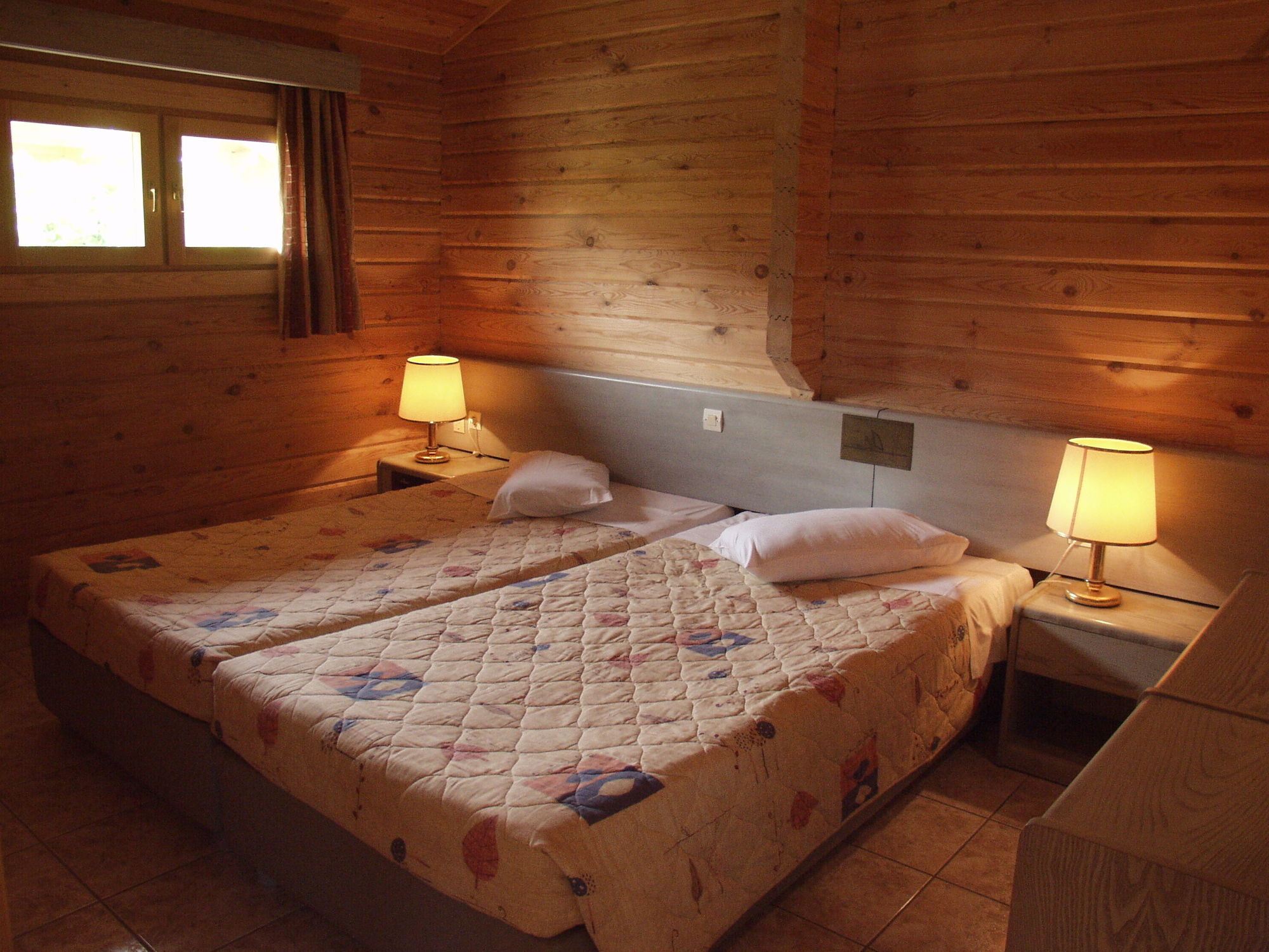 Sandys Studios Apartments And Log Villas Psalidi  Zewnętrze zdjęcie