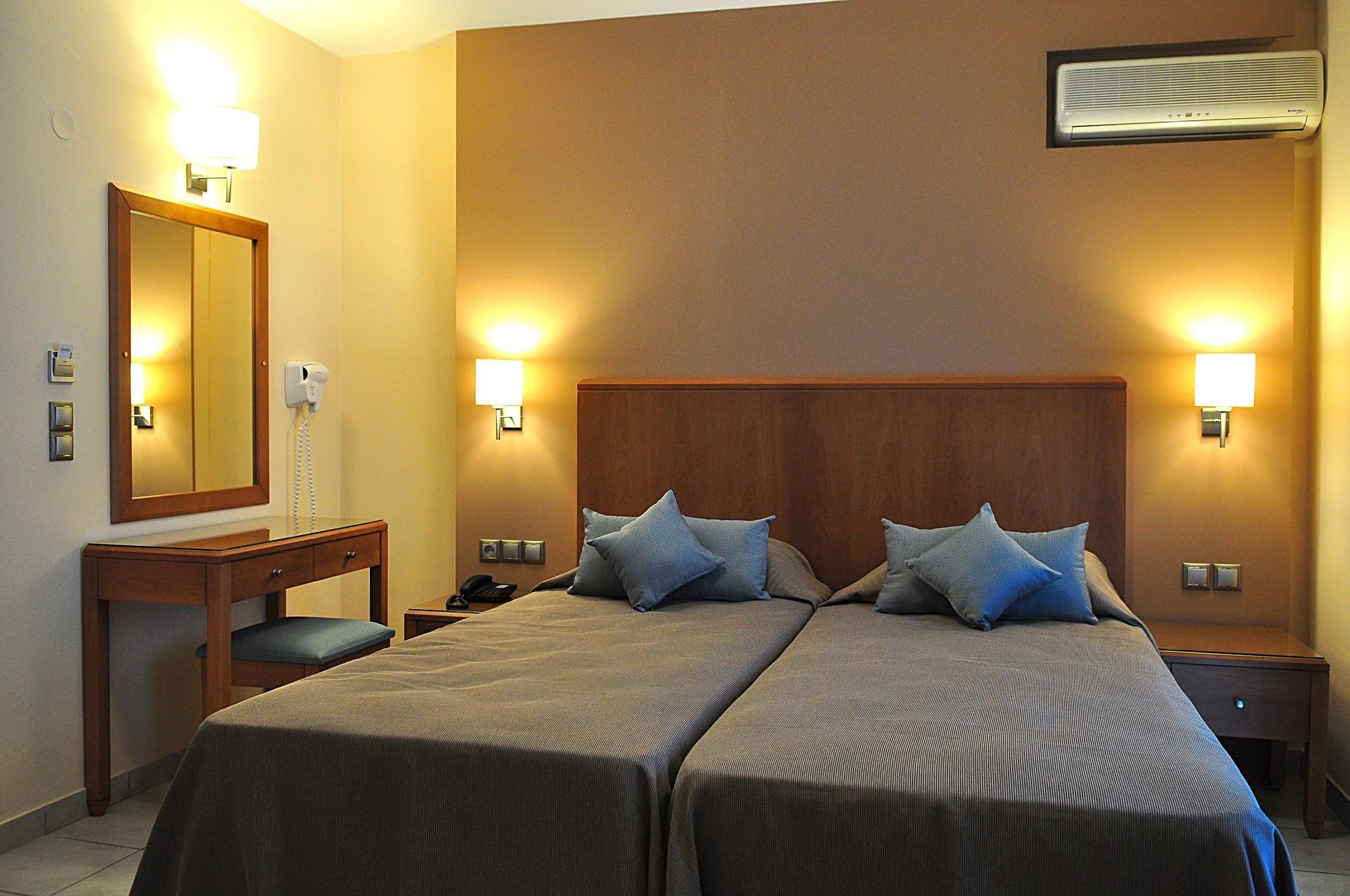 Sandys Studios Apartments And Log Villas Psalidi  Zewnętrze zdjęcie