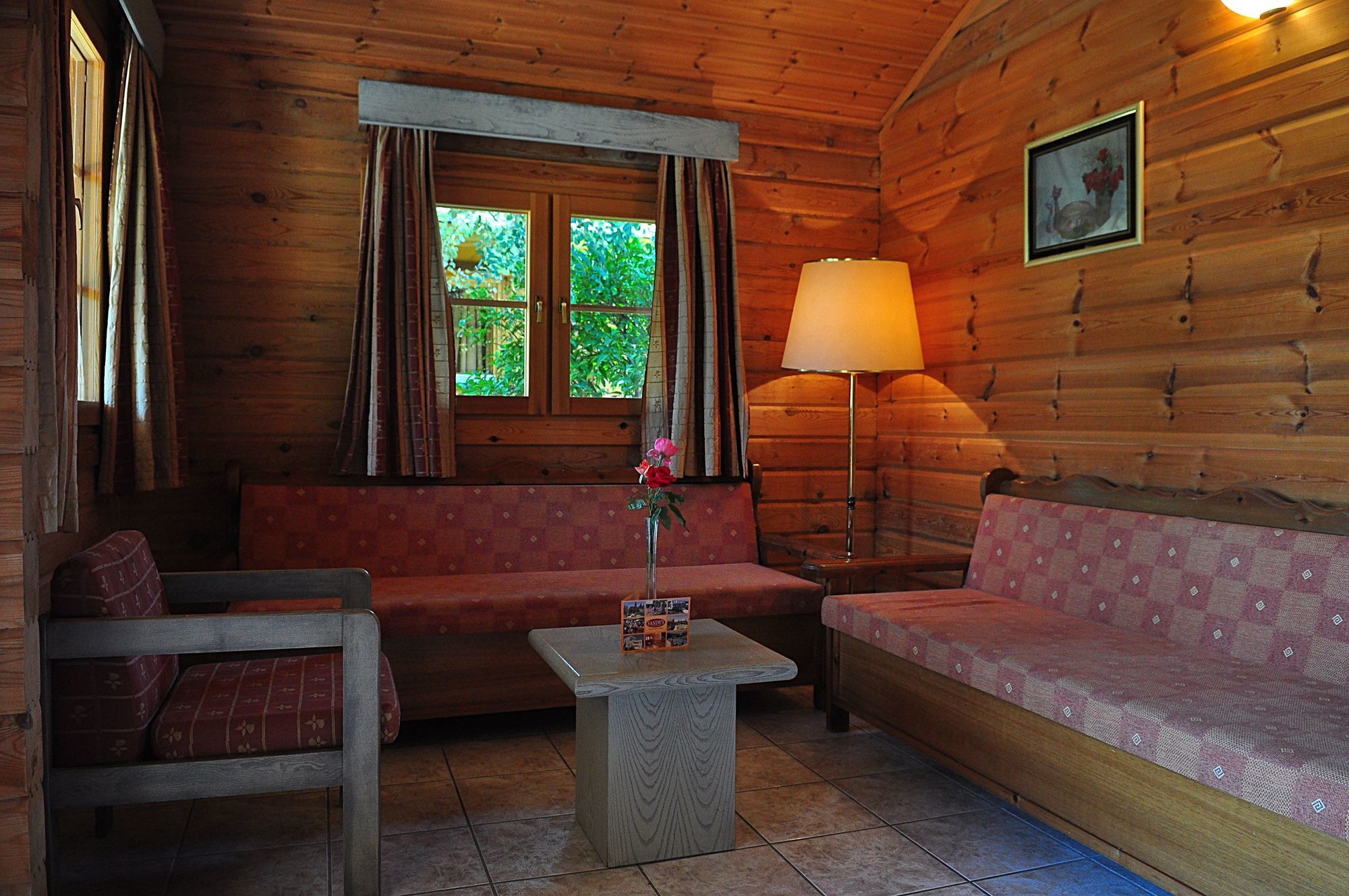 Sandys Studios Apartments And Log Villas Psalidi  Zewnętrze zdjęcie