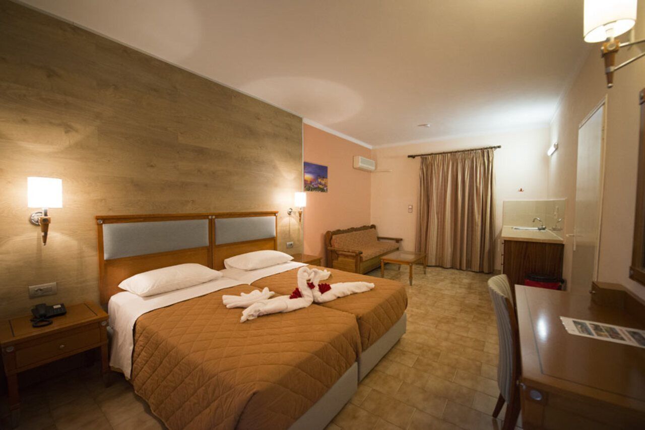 Sandys Studios Apartments And Log Villas Psalidi  Zewnętrze zdjęcie